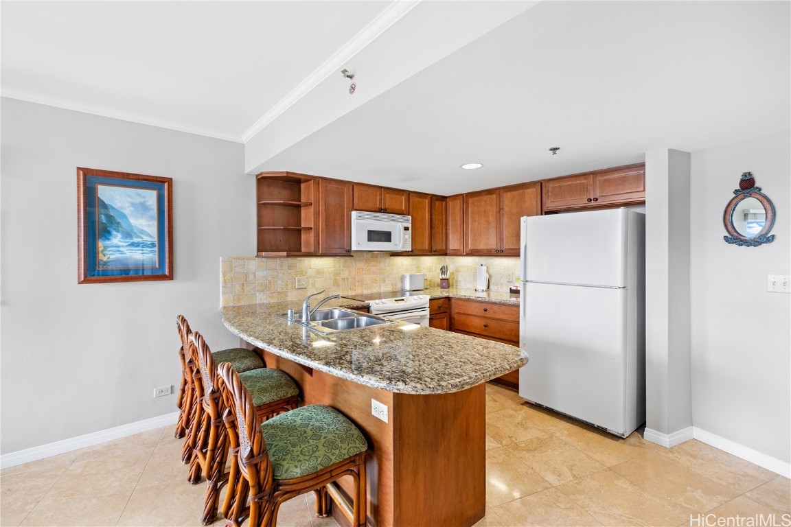 2045 Kalakaua Avenue 1607