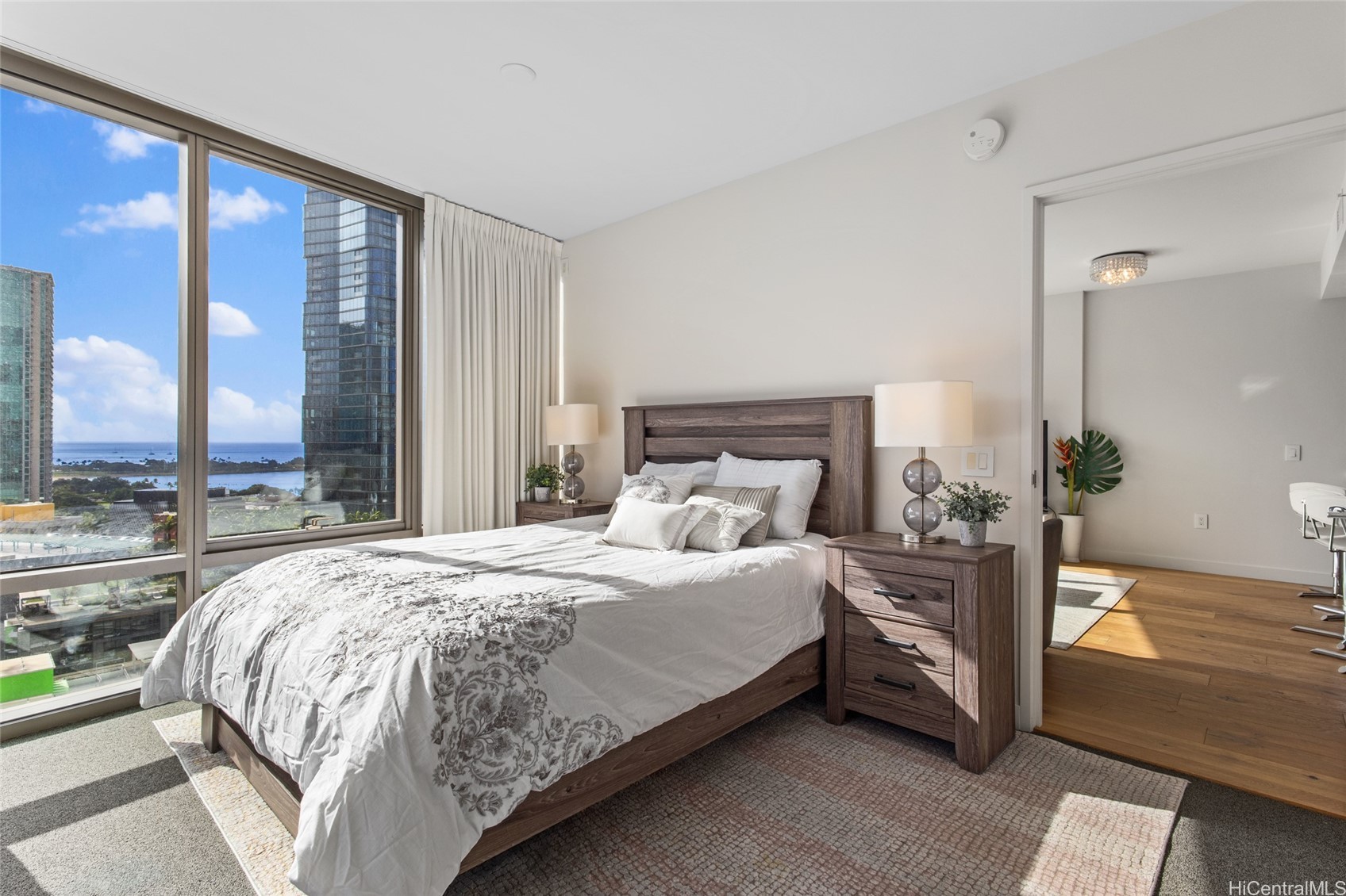 1001 Queen Street 1612