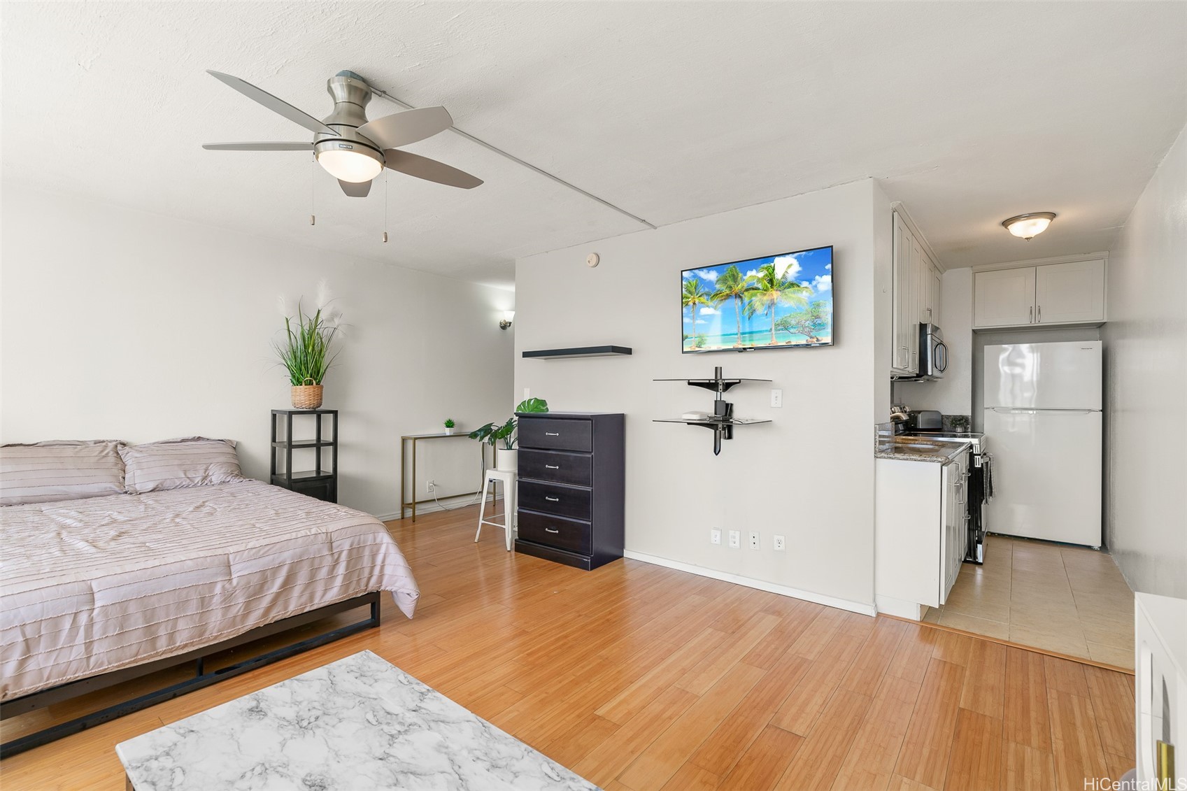 2092 Kuhio Avenue 1701