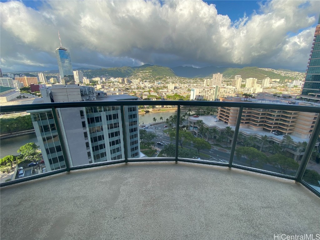 Allure Waikiki Residential Lease