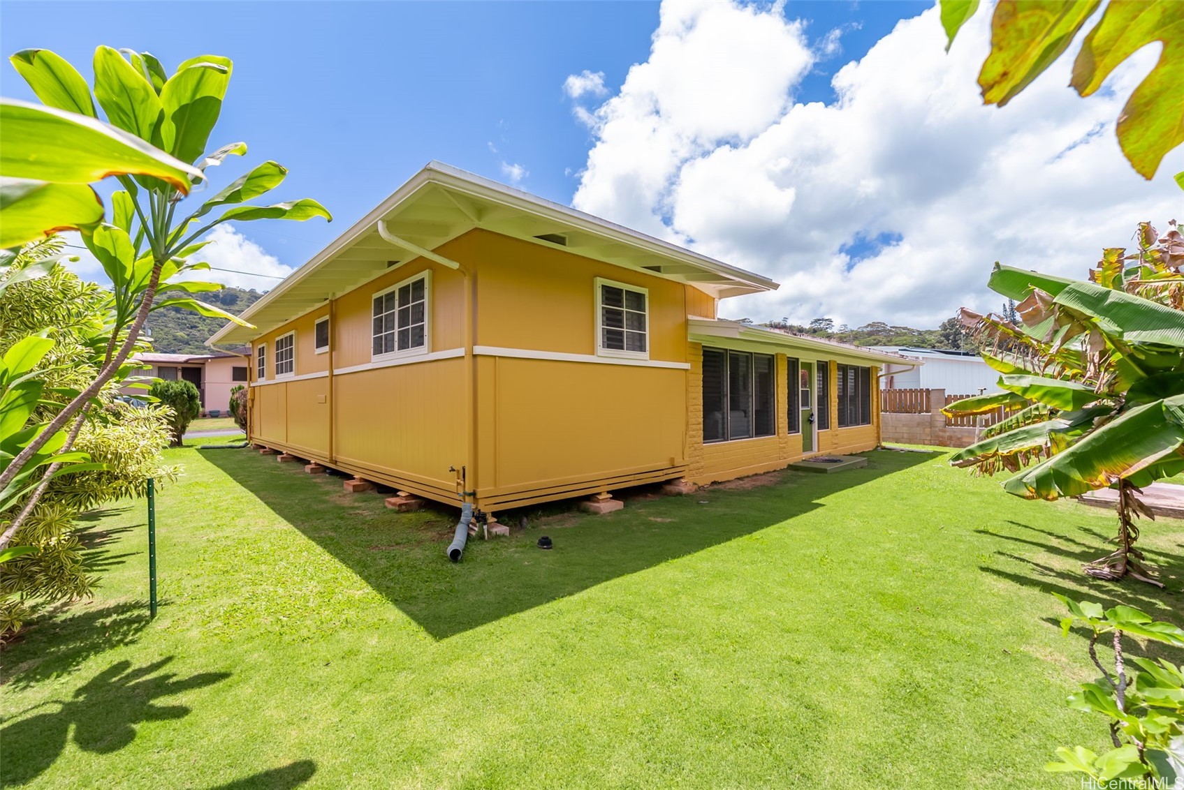 45-313 Nakuluai Street