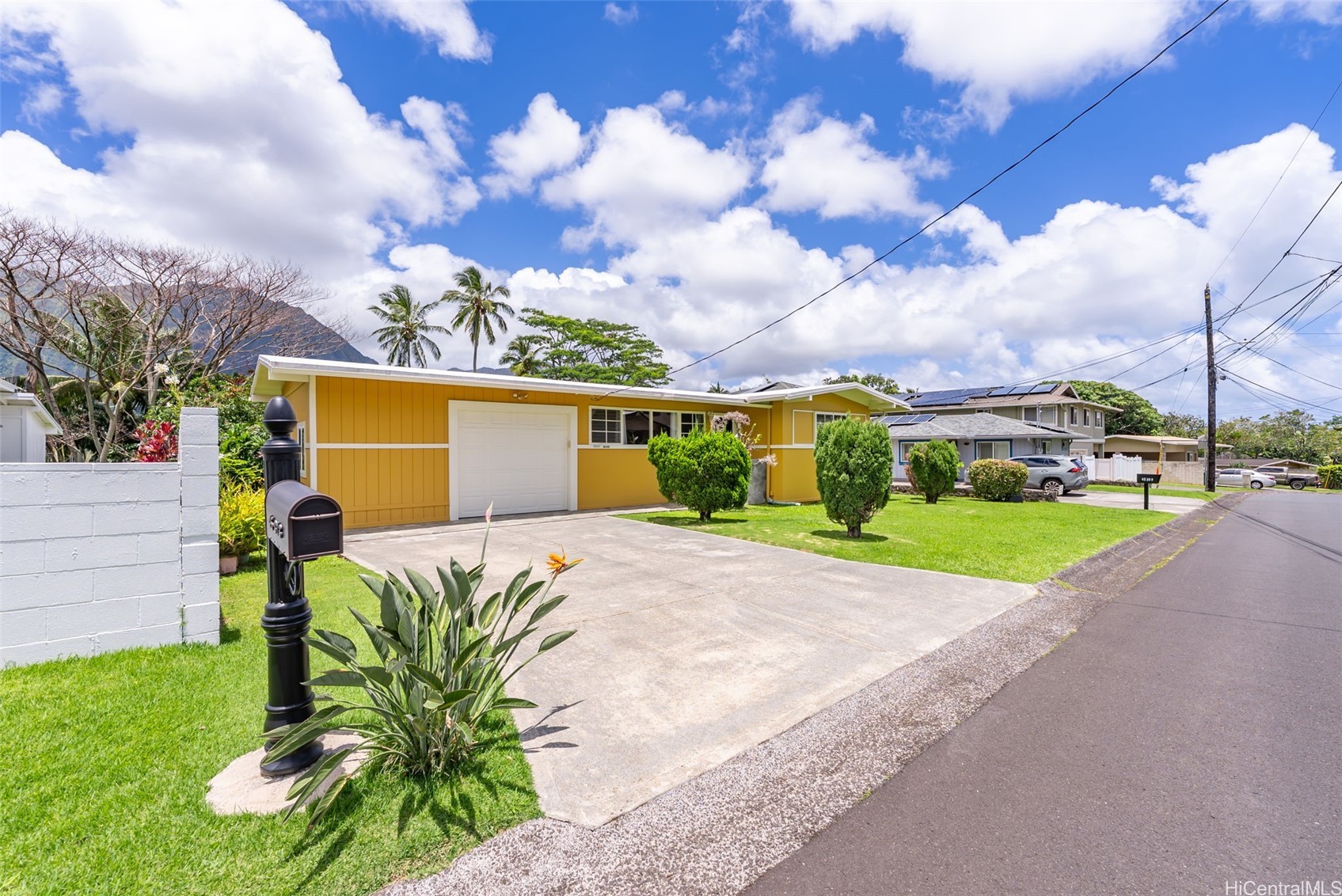 45-313 Nakuluai Street