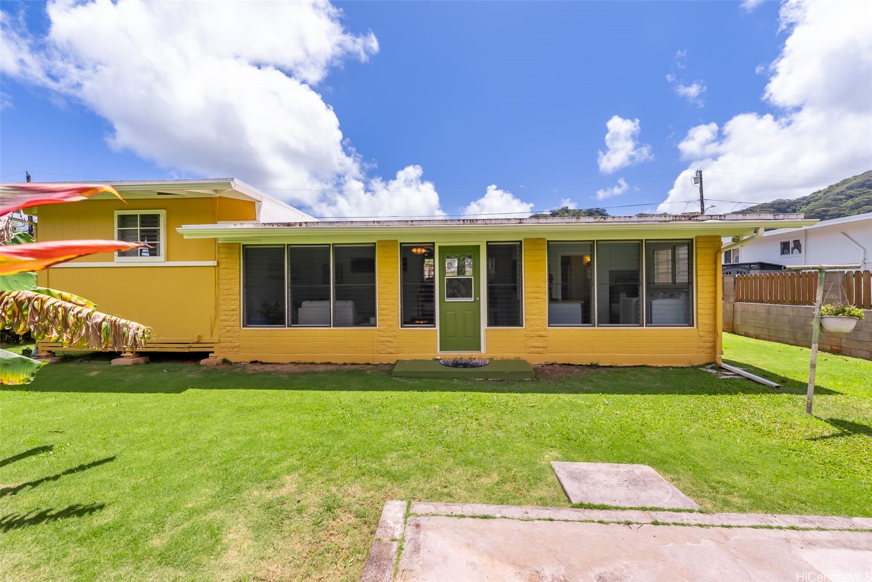 45-313 Nakuluai Street