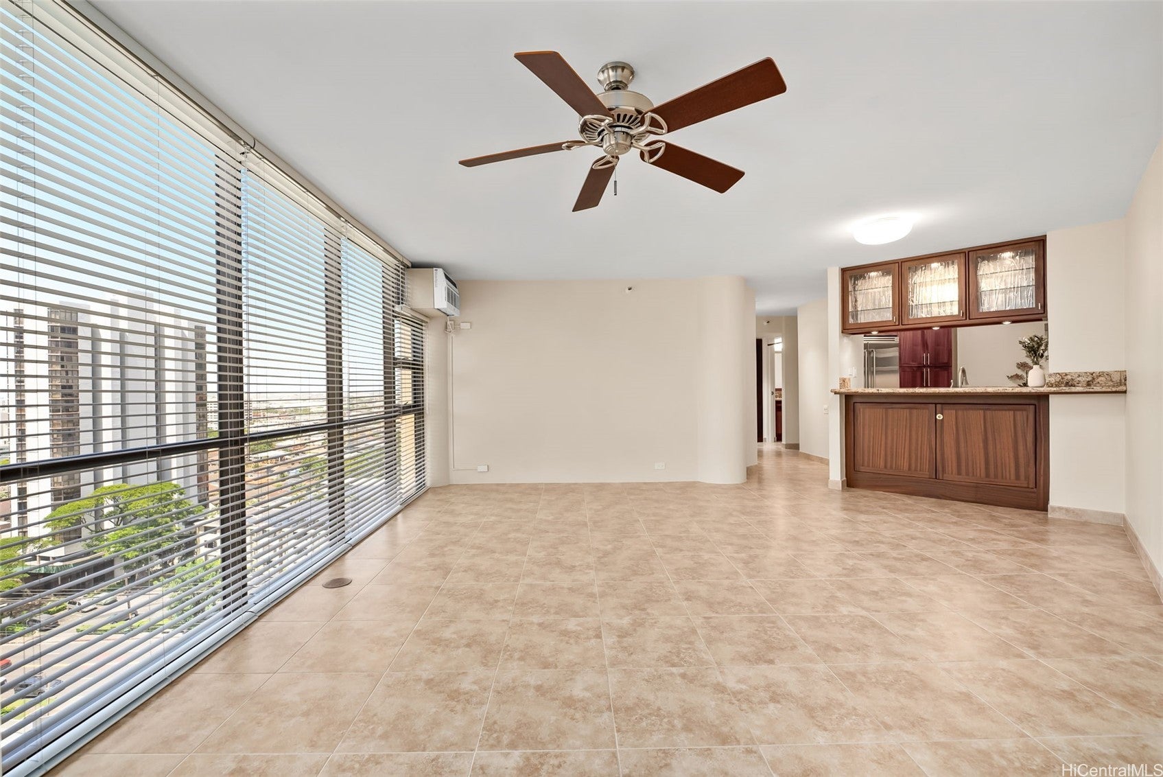 2101 Nuuanu Avenue I1002