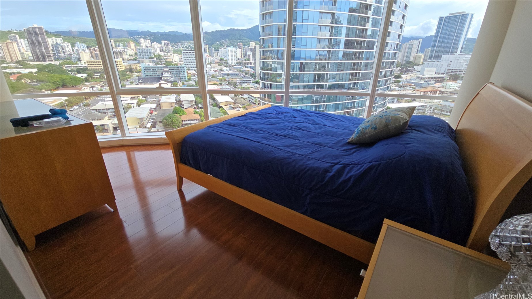 1288 Kapiolani Boulevard I1803