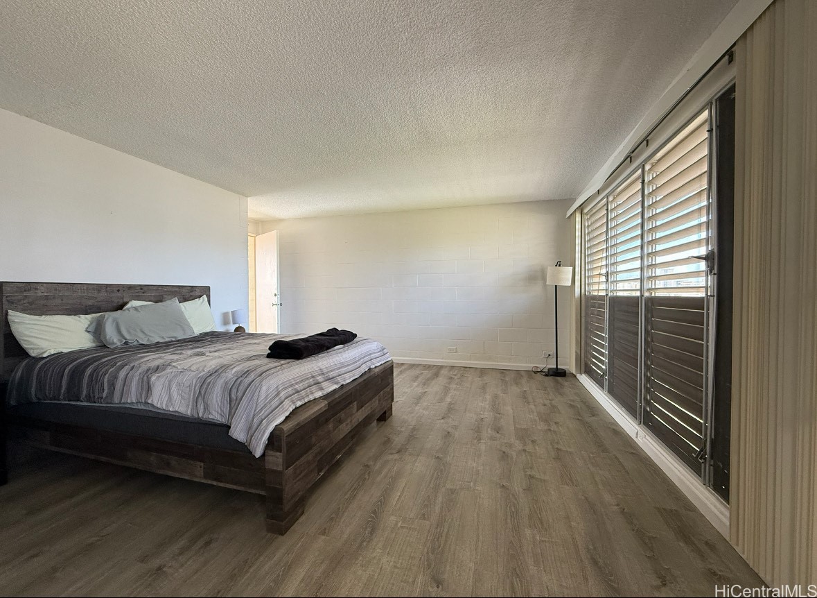 1099 Green Street A503