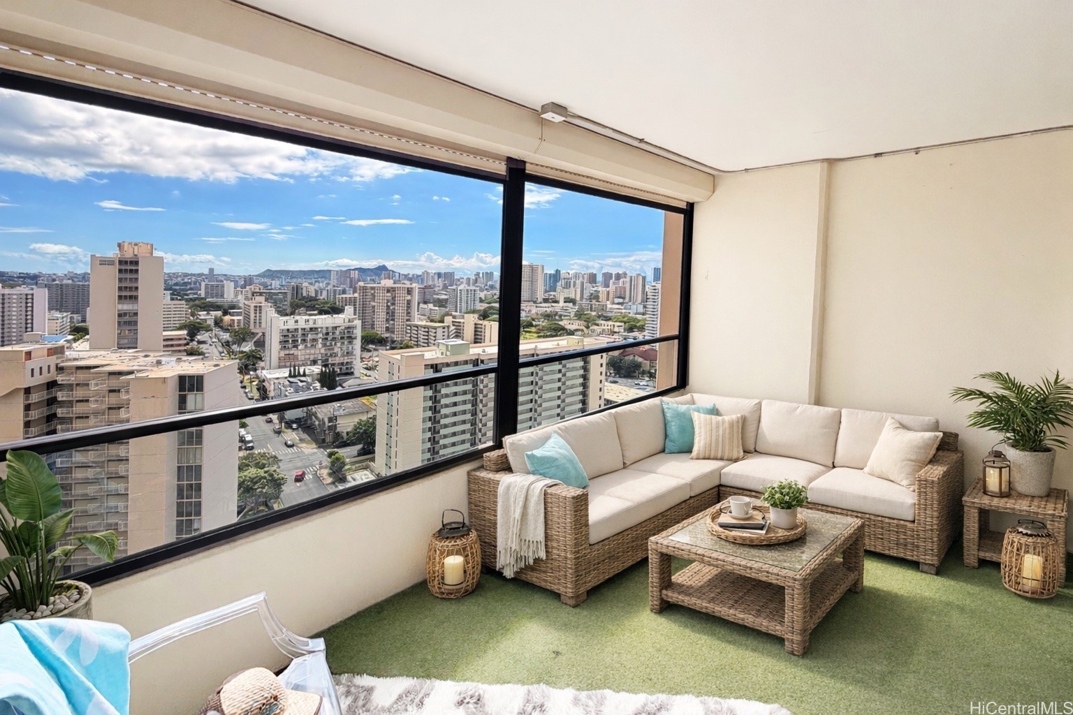 1717 Mott Smith Drive 2009