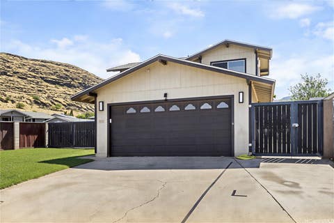 Photo of 86-226 Moeha Street, Waianae, HI 96792 (MLS # 202615785)