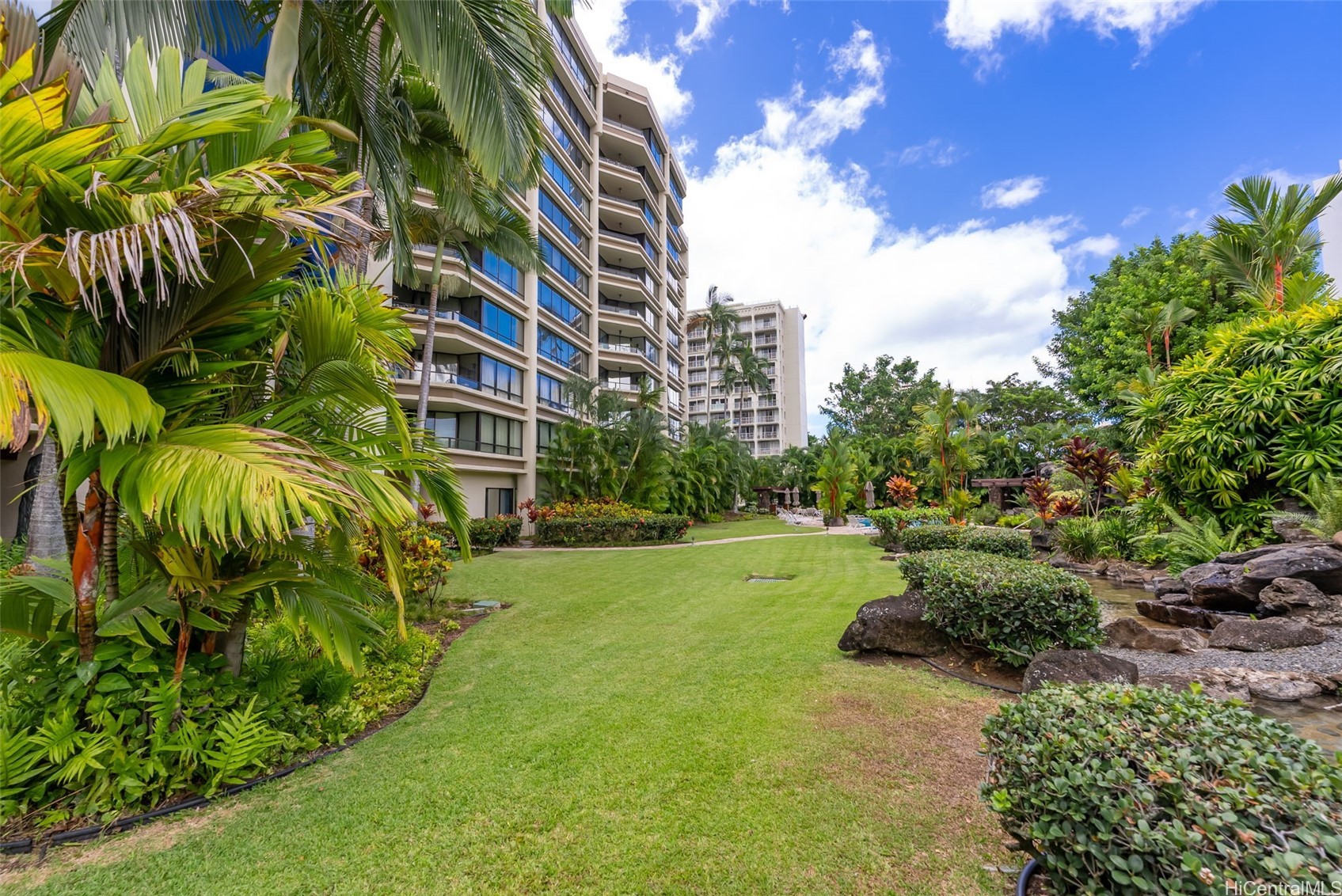 Punahou Cliffs Condominium