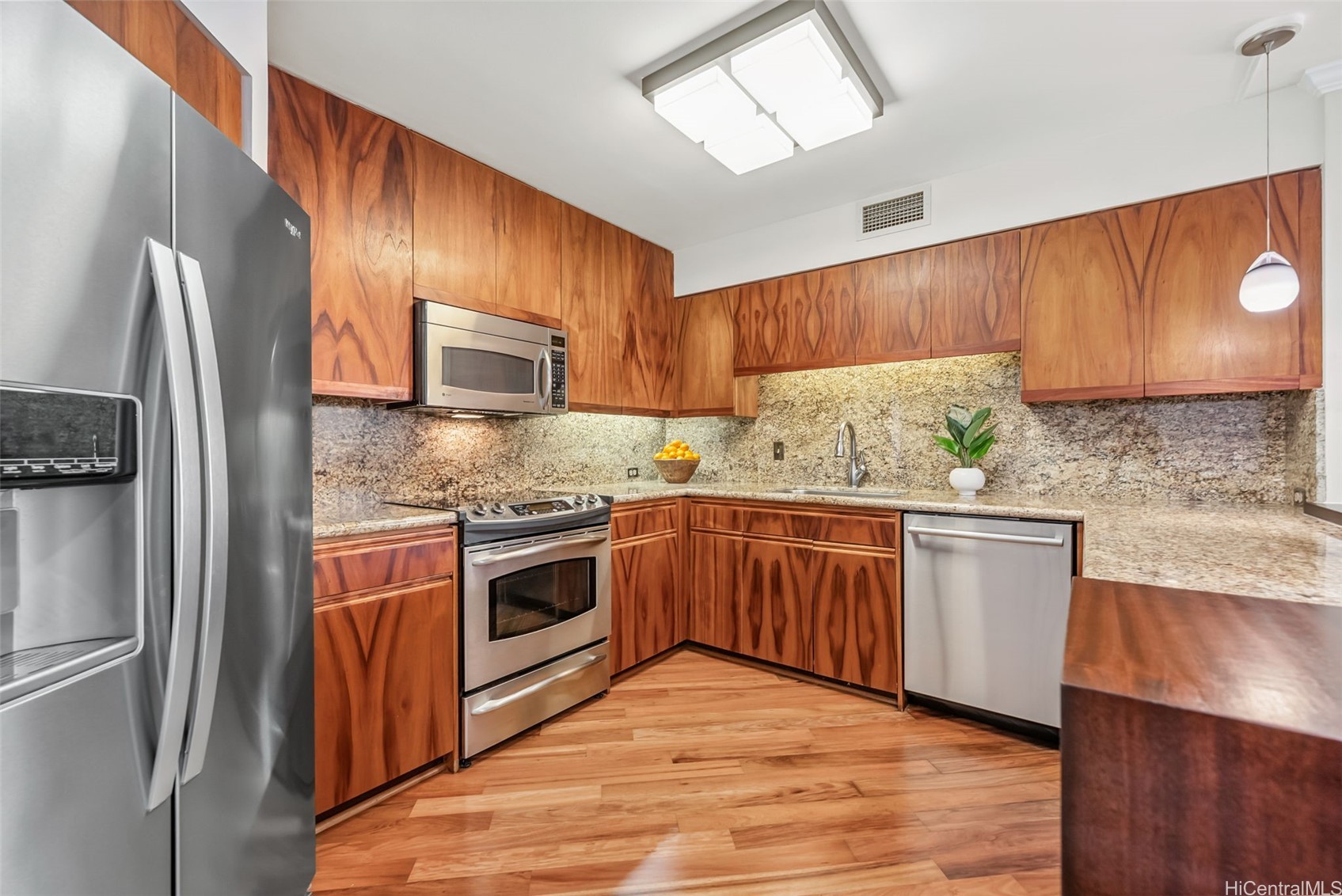 1525 Wilder Avenue 901