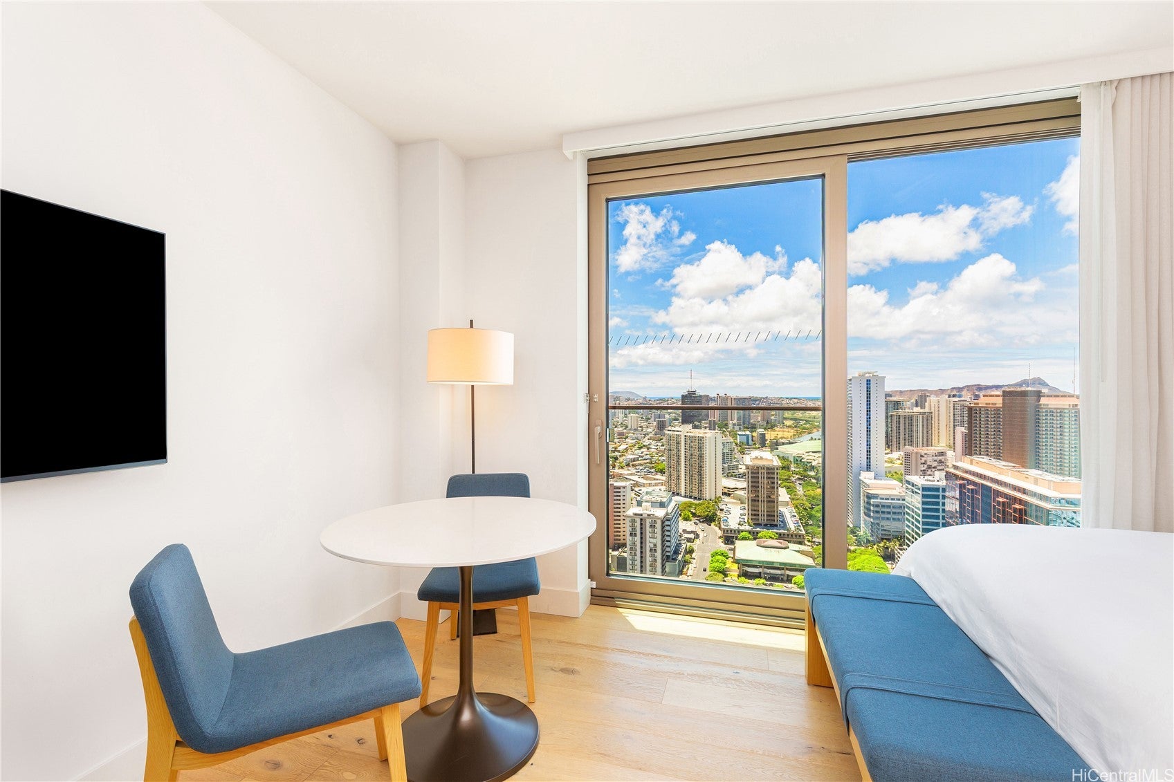 1390 Kapiolani Boulevard 3808