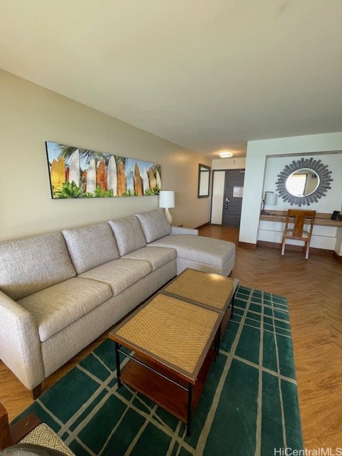 2470 Kalakaua Avenue 2401