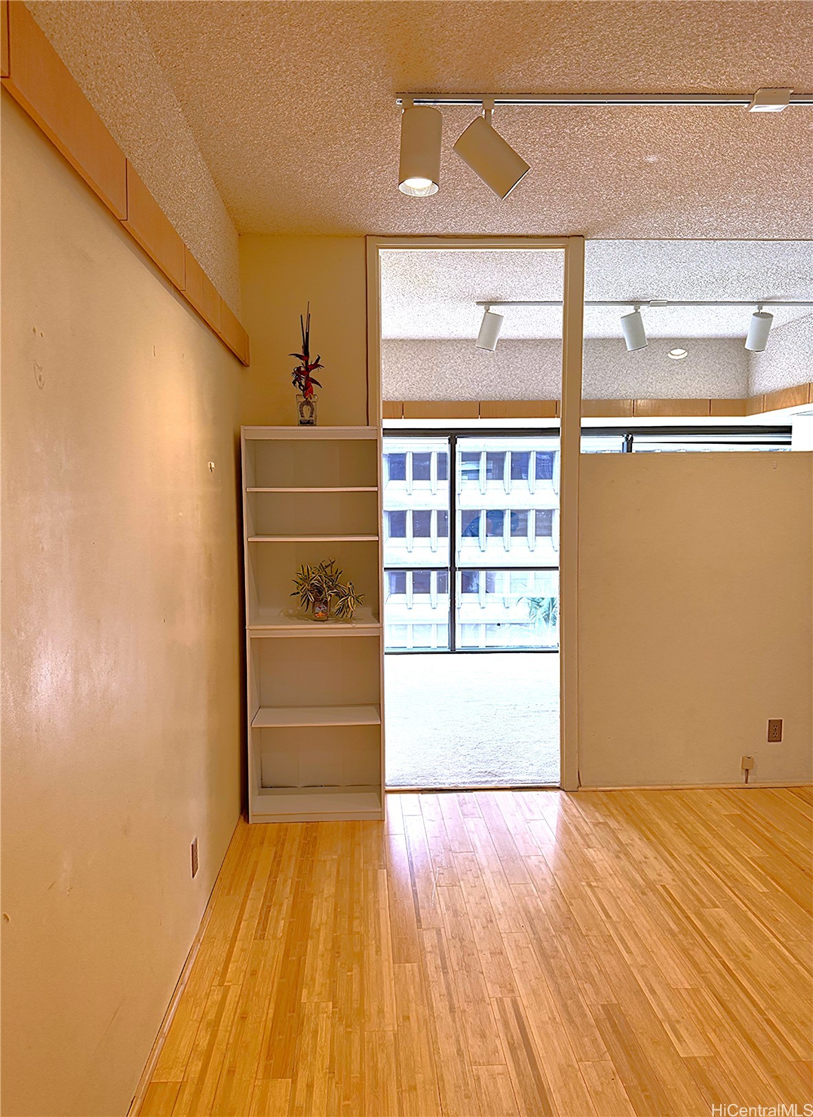 1188 Bishop Street 701