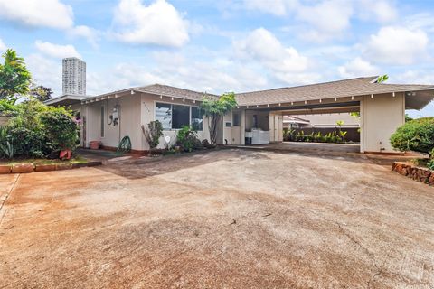 Photo of 98-324 Puaalii Street, Aiea, HI 96701 (MLS # 202600048)