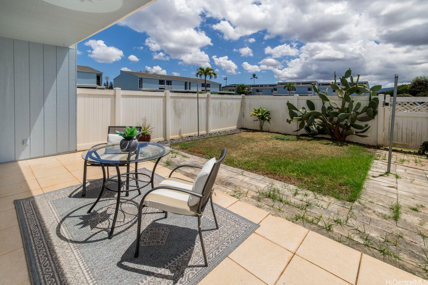 Laulea Town Houses Condominium