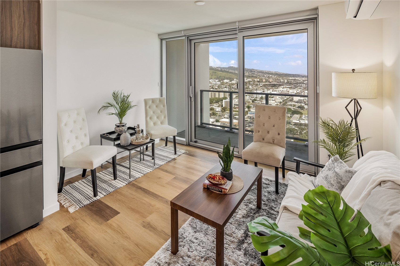 1515 Liona Street 4103