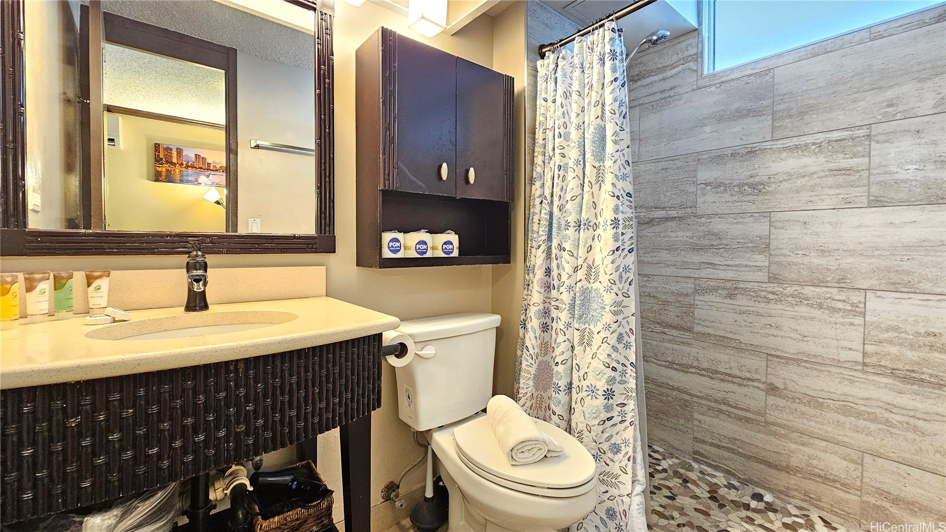 2425 Kuhio Avenue 1001