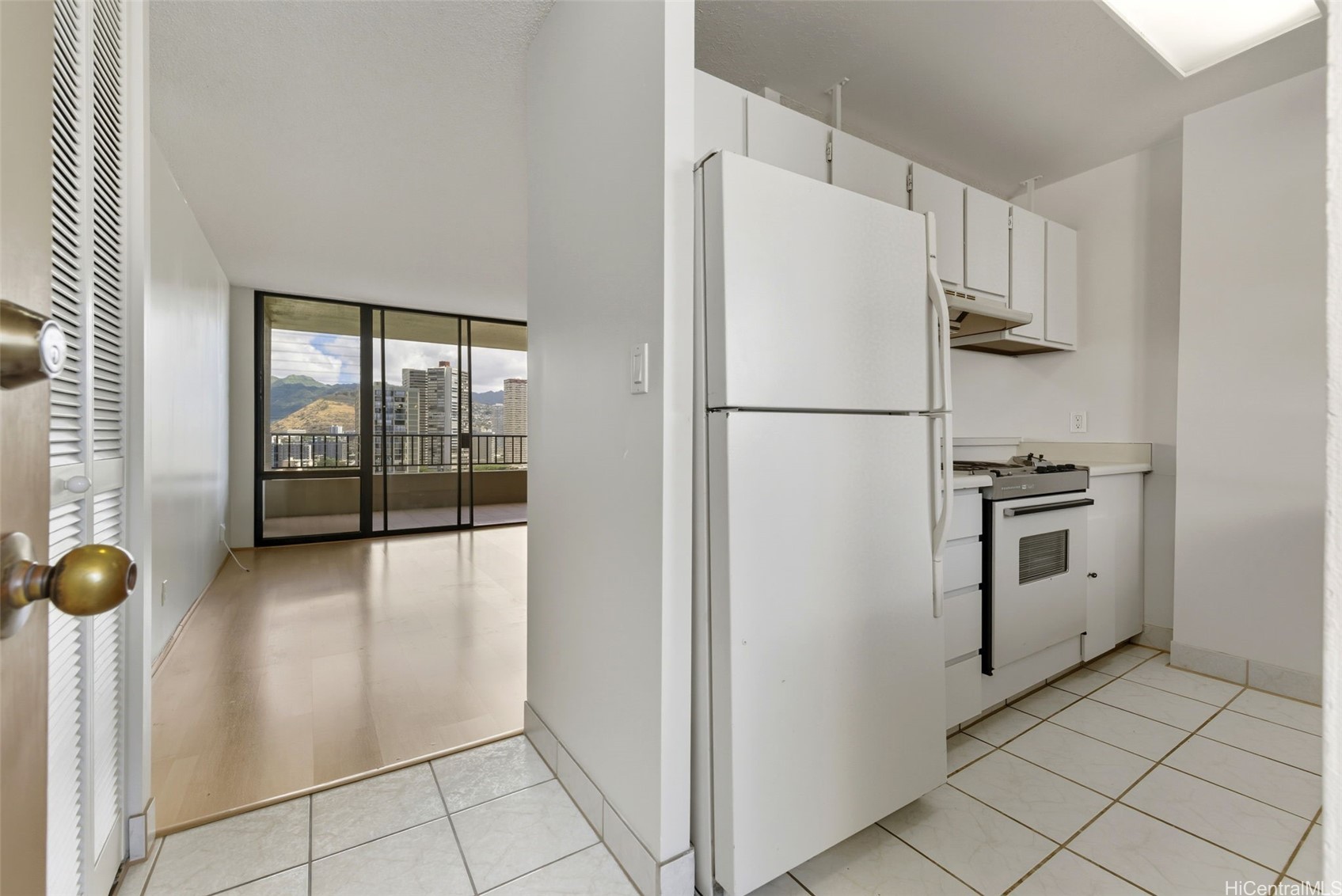 2121 Ala Wai Boulevard 1802