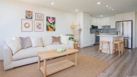 Photo of 411 Hobron Lane #1212, Honolulu, HI 96815 (MLS # 202607775)