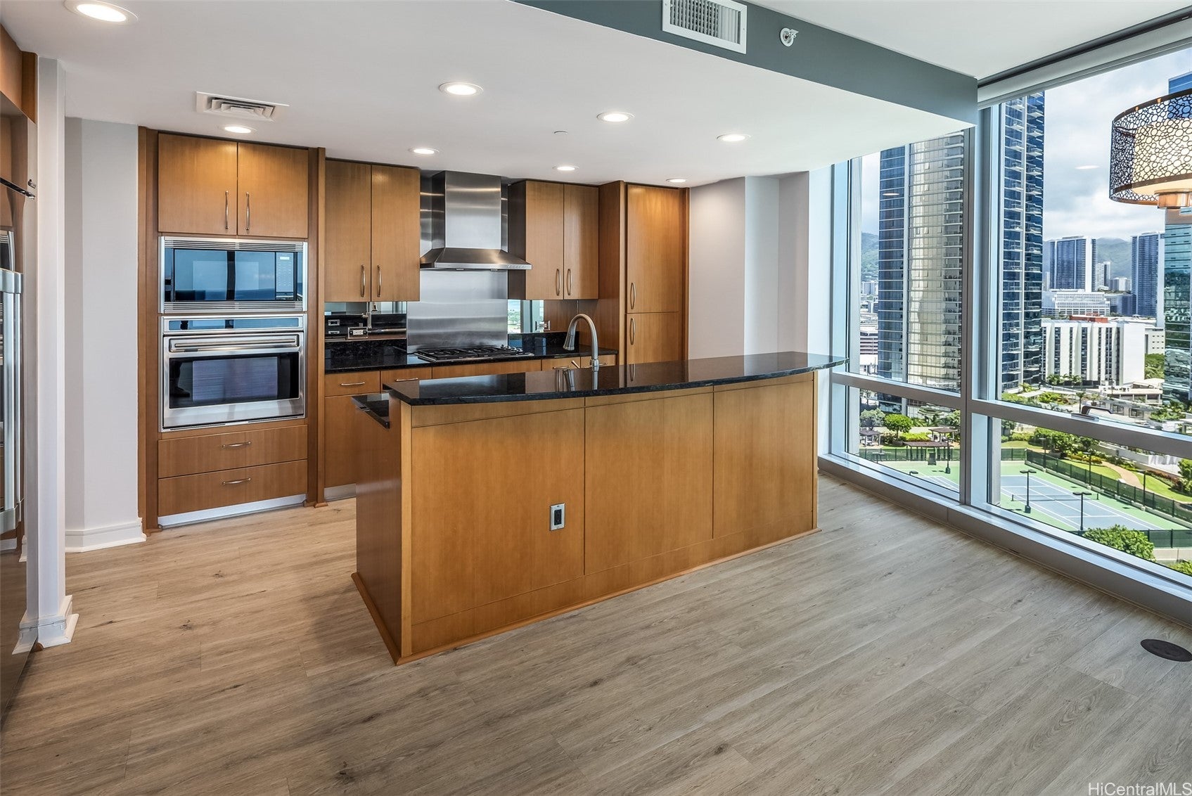 1288 Ala Moana Boulevard 15G