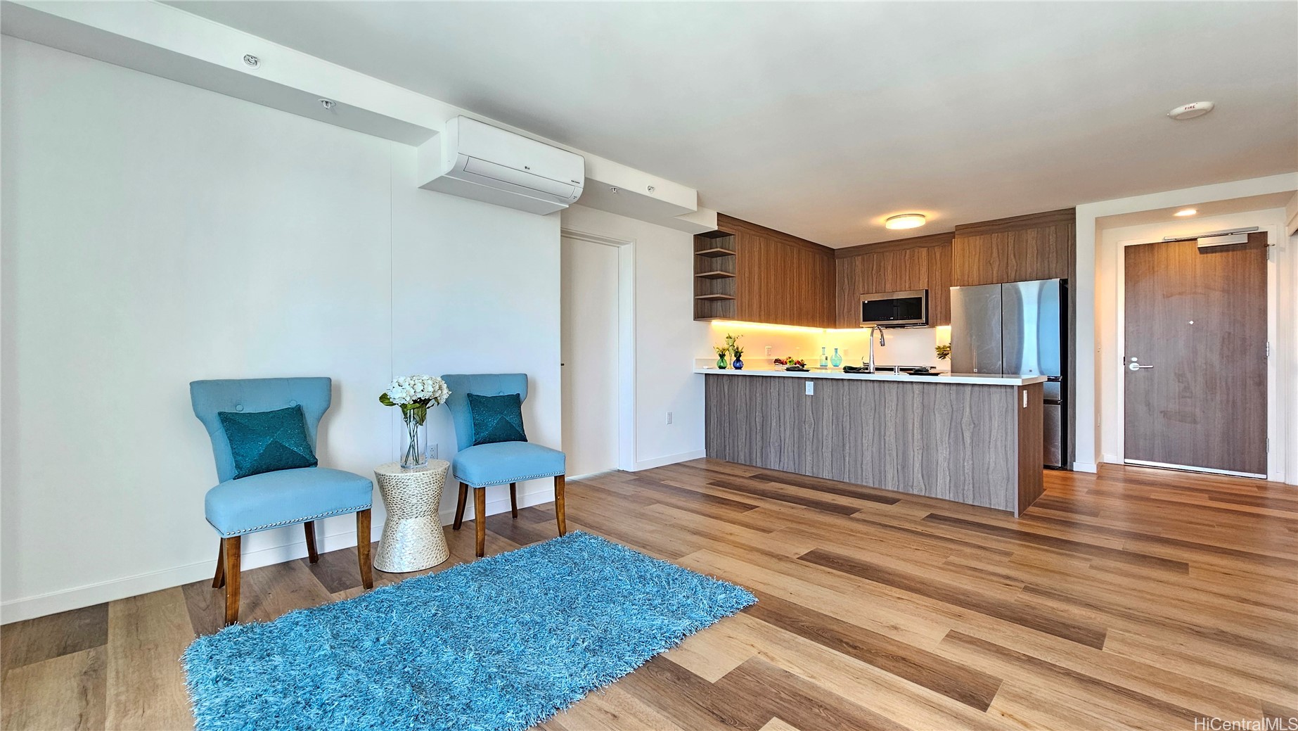 1500 Rycroft Street 3016R