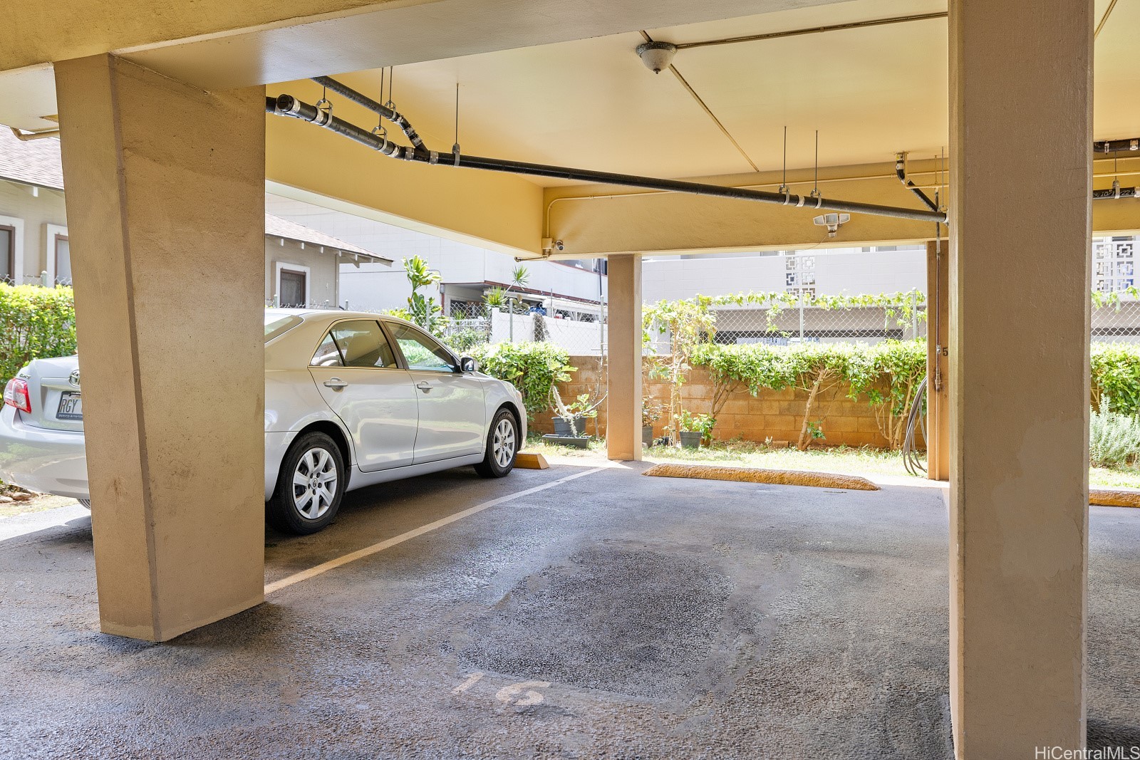Nuuanu Place Condominium