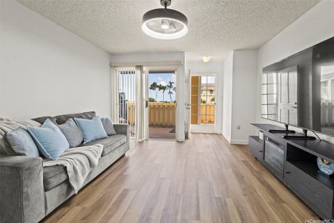 Photo of 94-506 Kupuohi Street #7102, Waipahu, HI 96797 (MLS # 202604338)