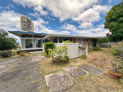 Photo of 1235 Lilo Place, Honolulu, HI 96822 (MLS # 202604176)