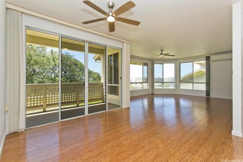 1329 Moanalualani Way 12H Honolulu HI 96819