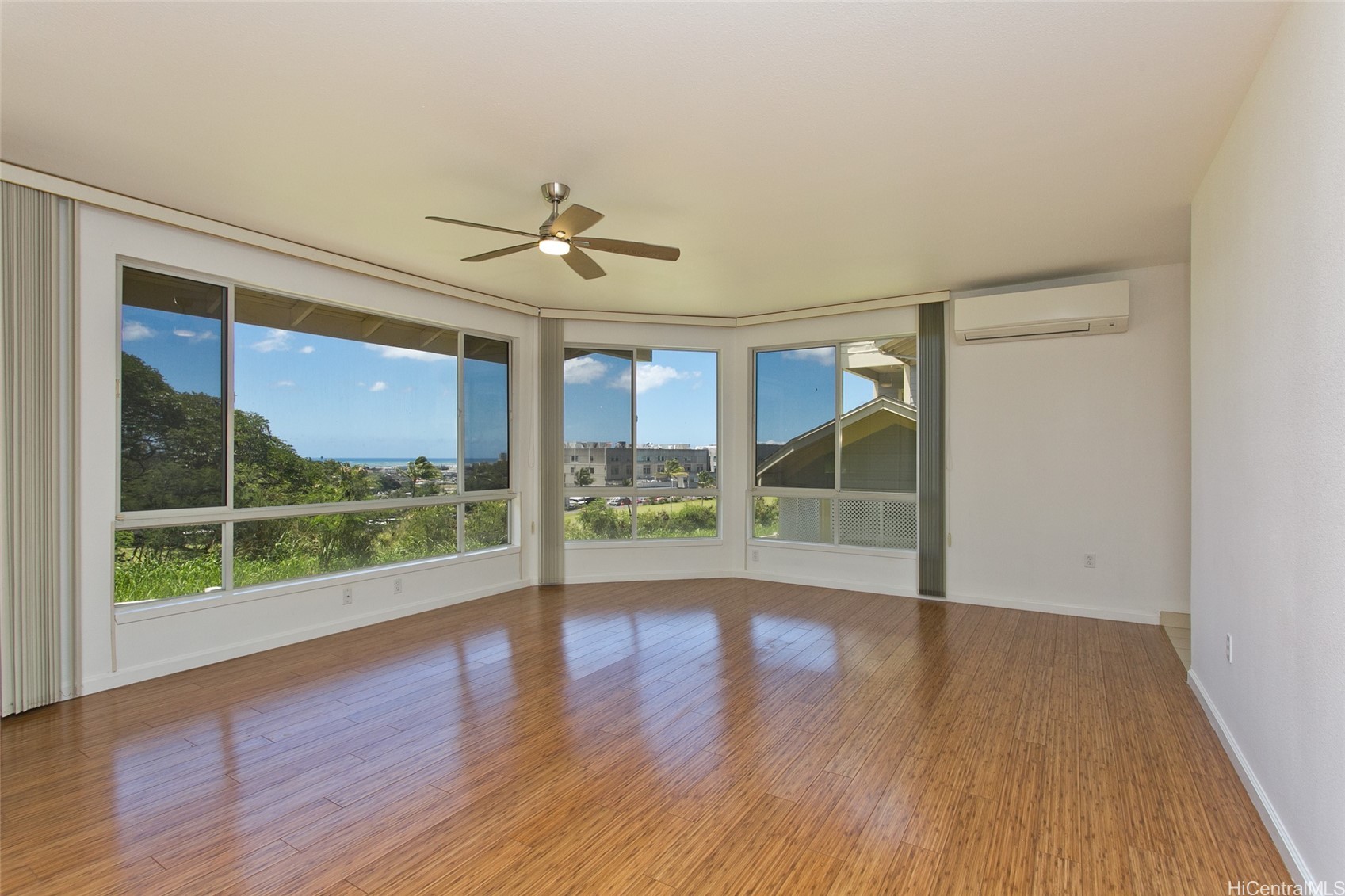 1329 Moanalualani Way 12H