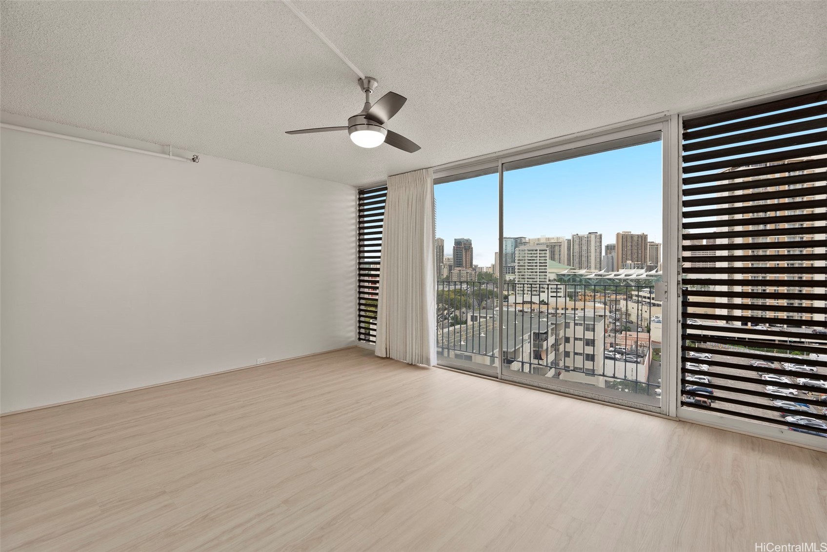 1650 Kanunu Street 1107