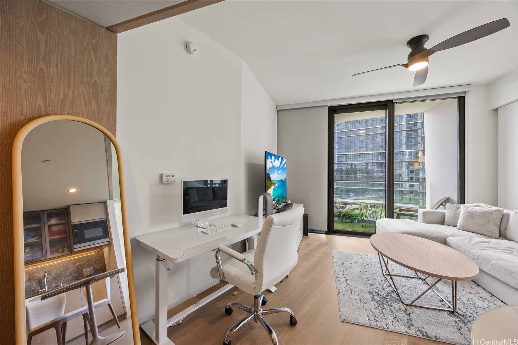 1000 Auahi Street 603