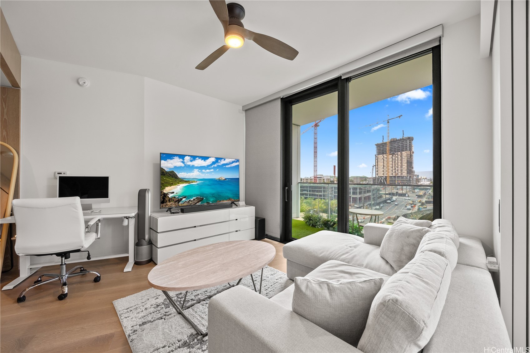 1000 Auahi Street 603