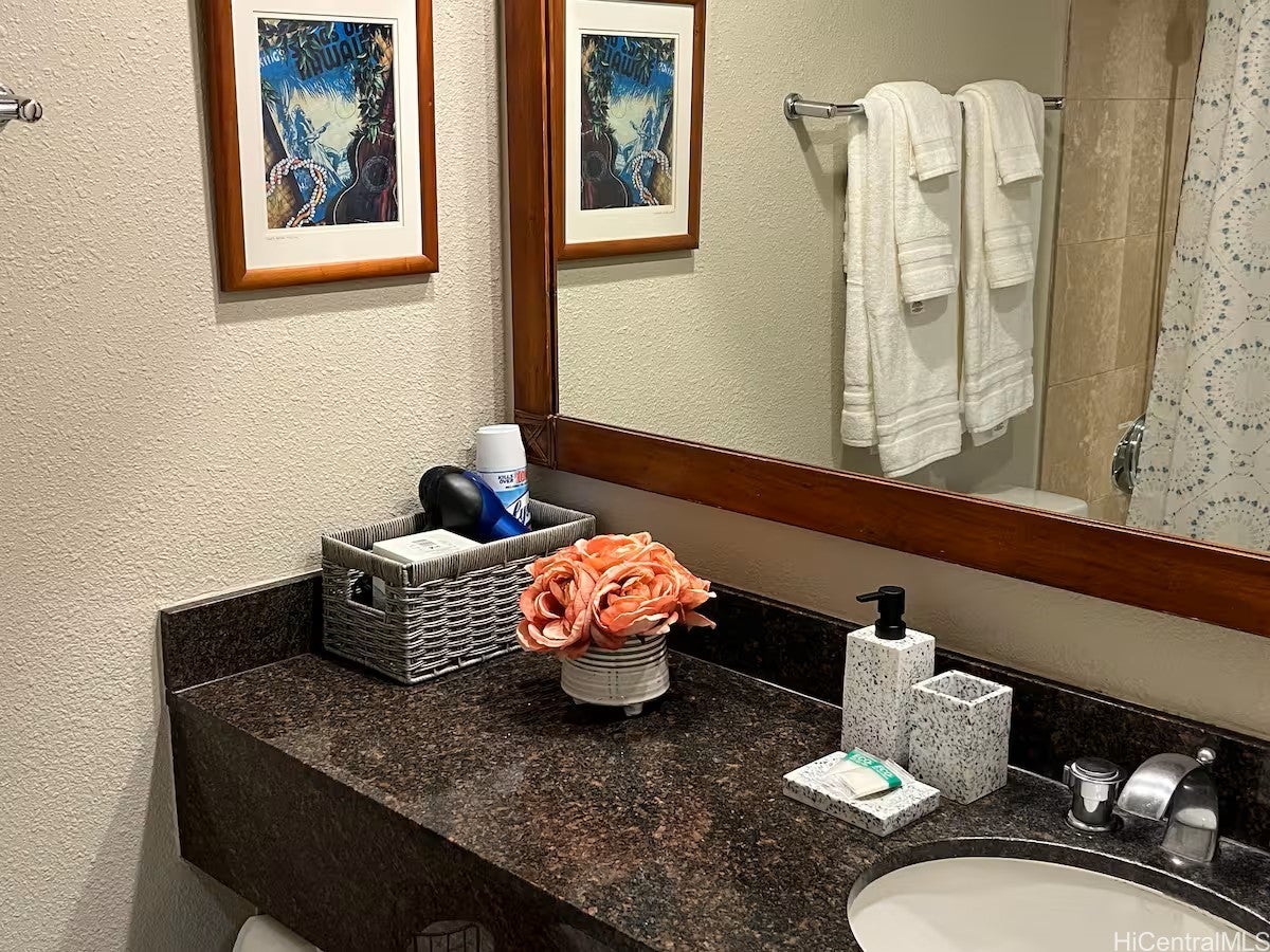2045 Kalakaua Avenue 519