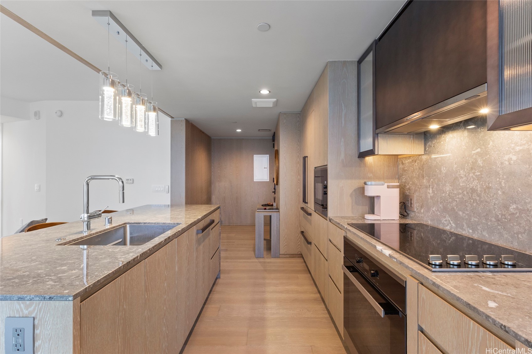 1000 Auahi Street 1310