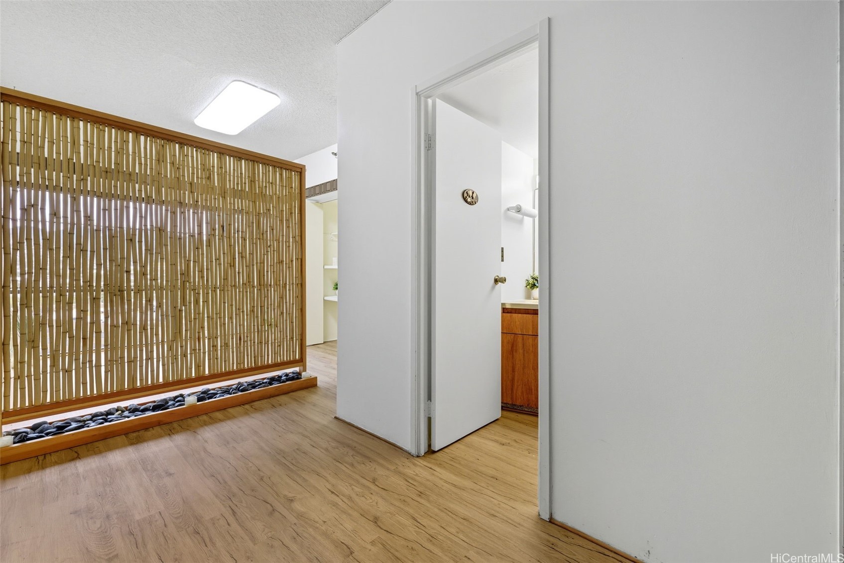 1188 Bishop Street 1105