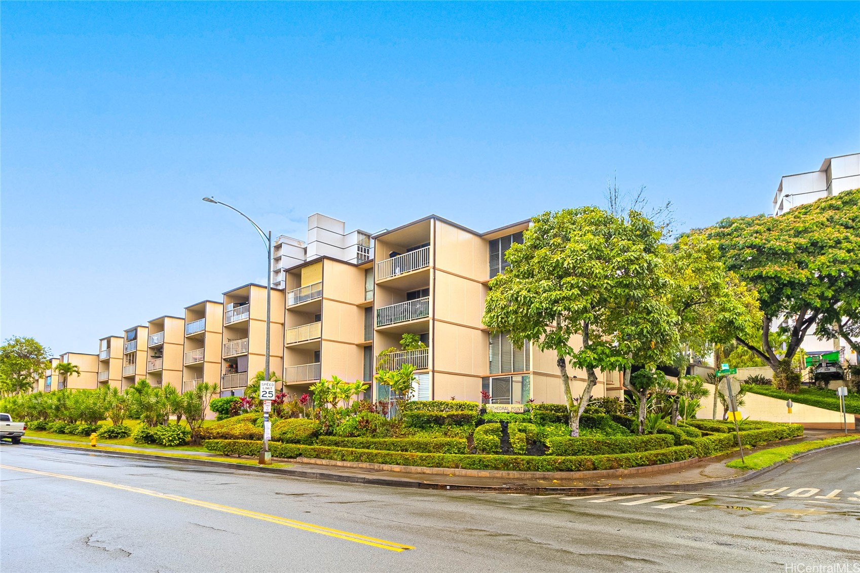Cathedral Pt-melemanu Condominium