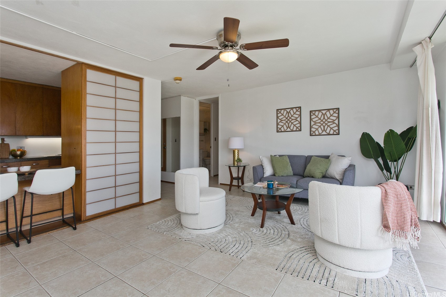 1519 Nuuanu Avenue 2241