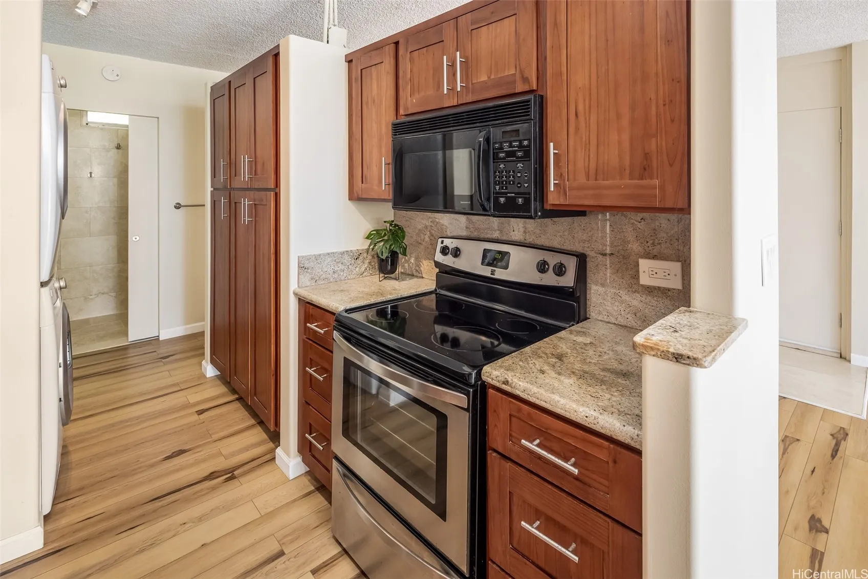 Honolulu, Hawaii 96815, United States, ,1 BathroomBathrooms,Residential,Active,134647