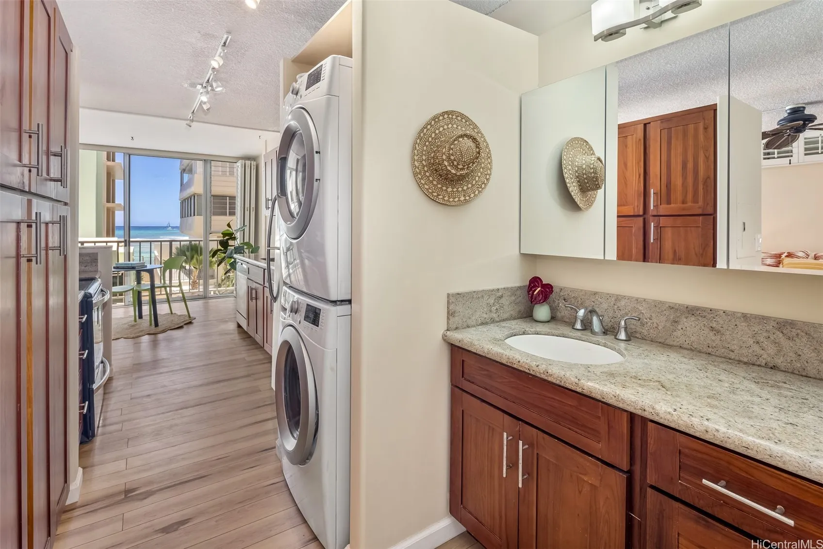 Honolulu, Hawaii 96815, United States, ,1 BathroomBathrooms,Residential,Active,134647