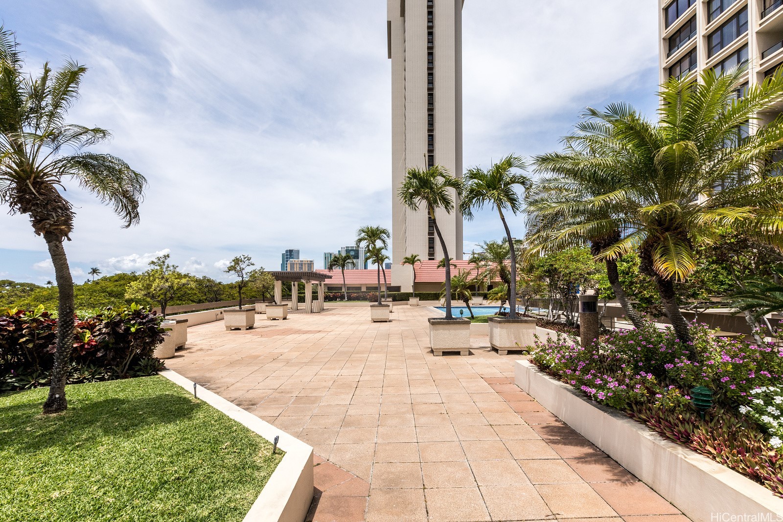 Yacht Harbor Towers Condominium