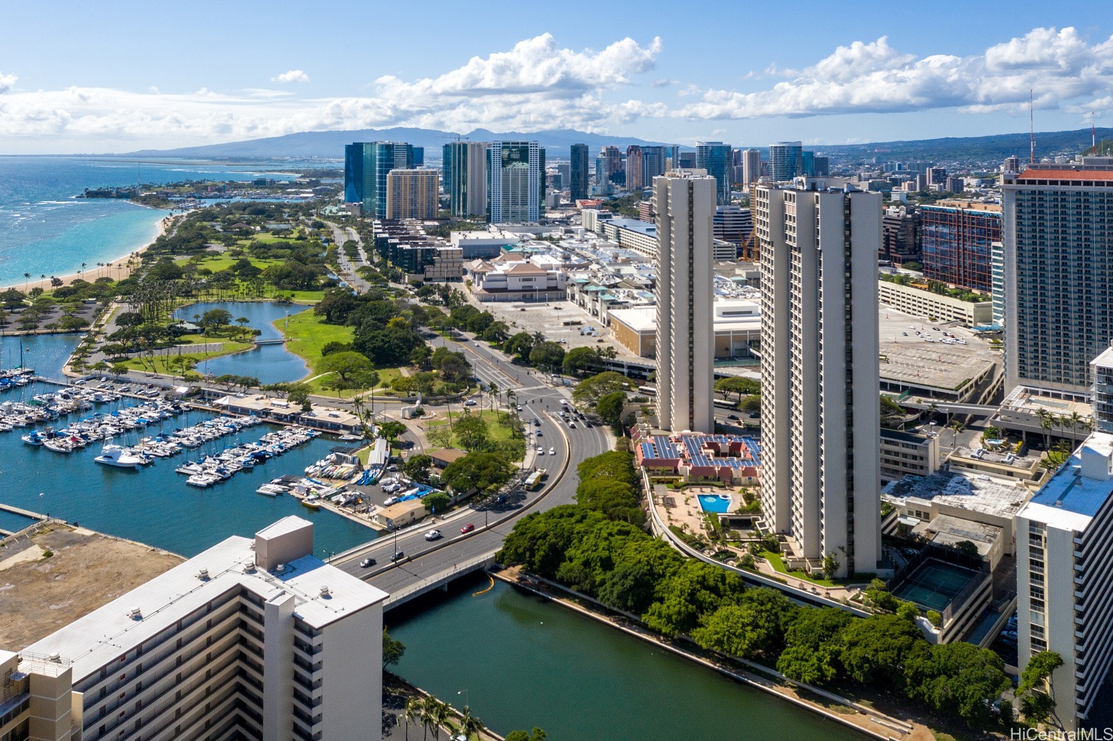 1600 Ala Moana Boulevard 3700
