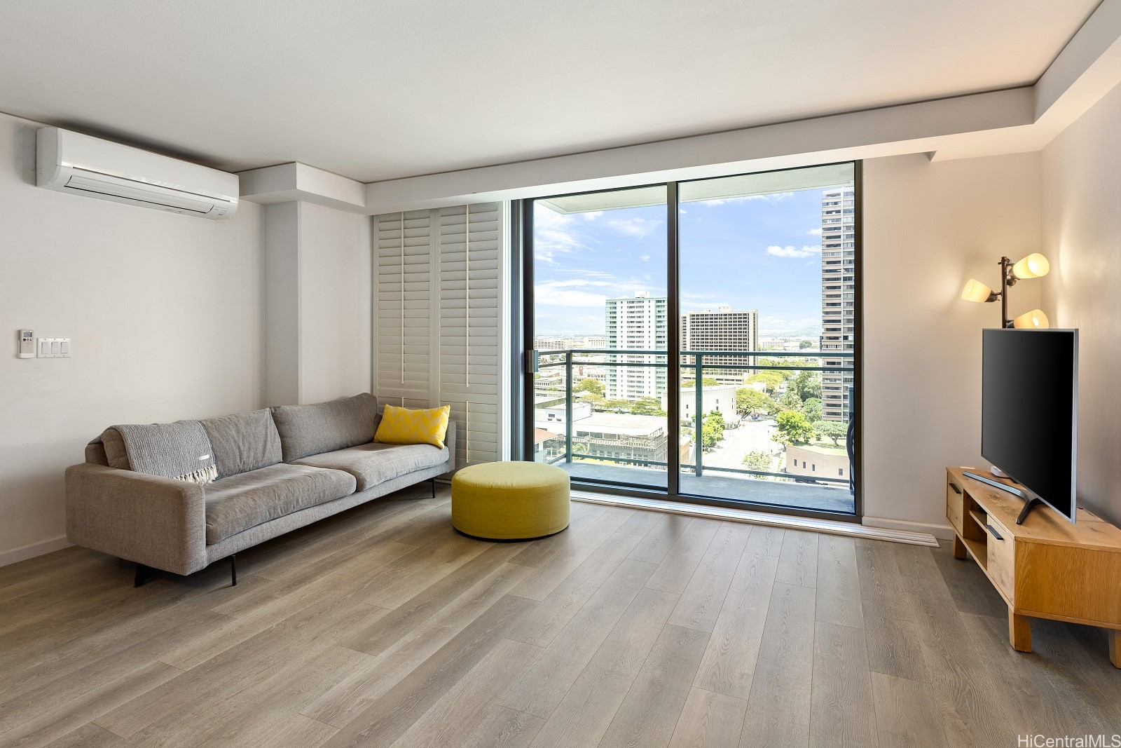 1200 Queen Emma Street 1501