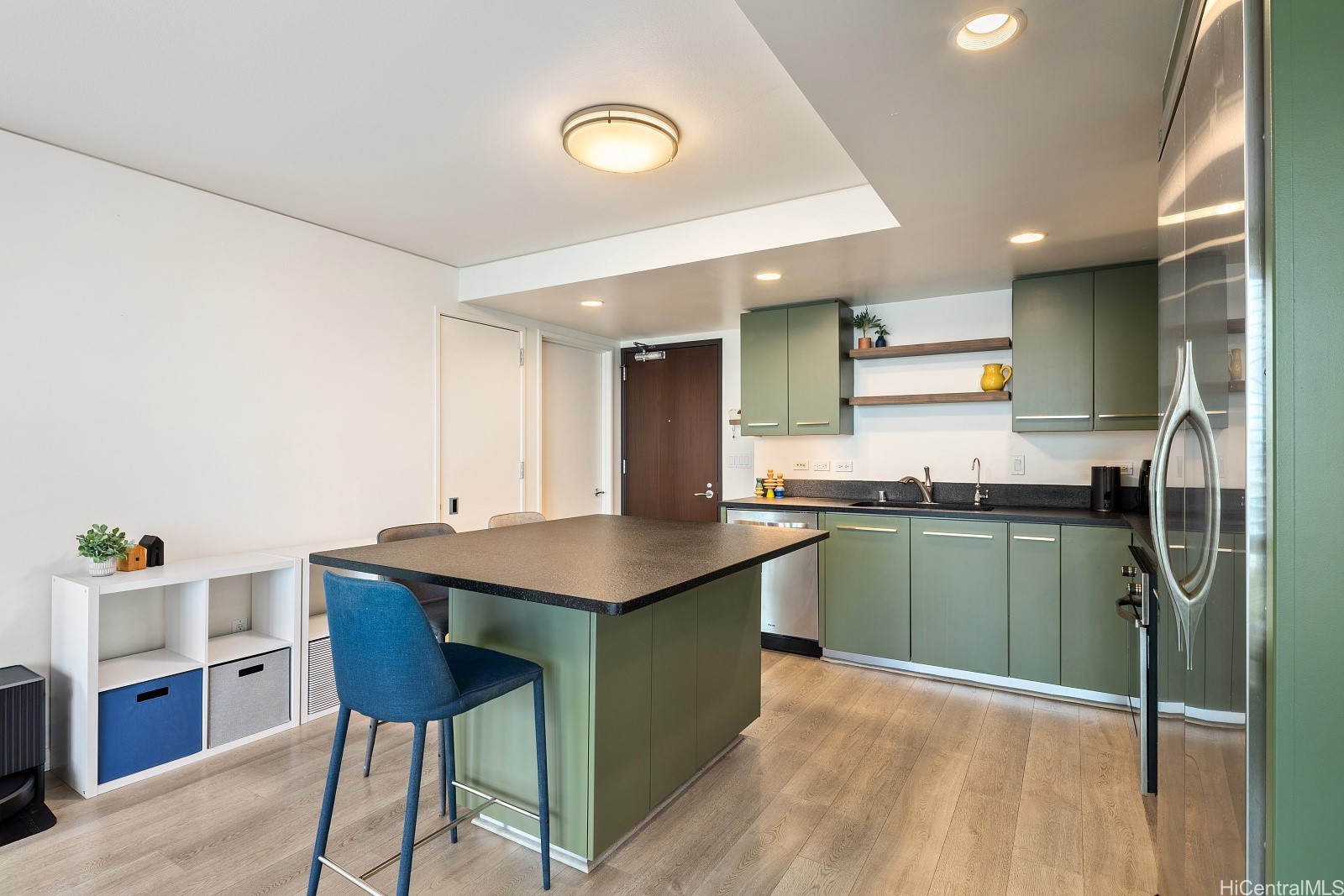 1200 Queen Emma Street 1501