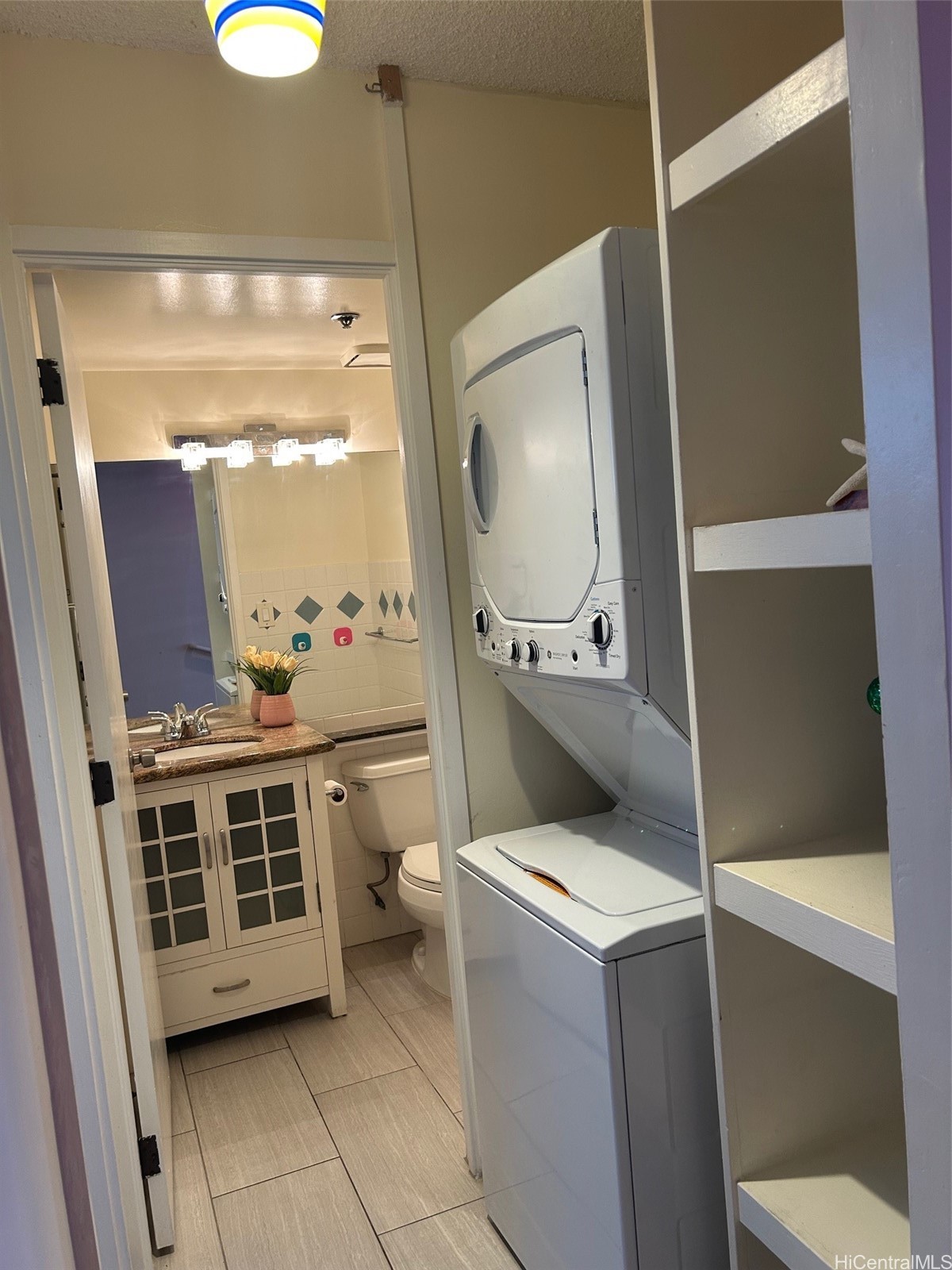 1088 Bishop Street 1124