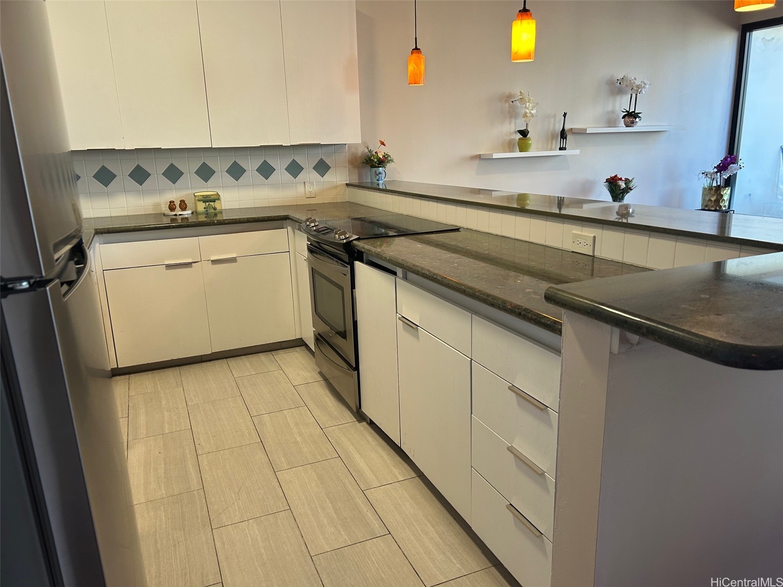 1088 Bishop Street 1124