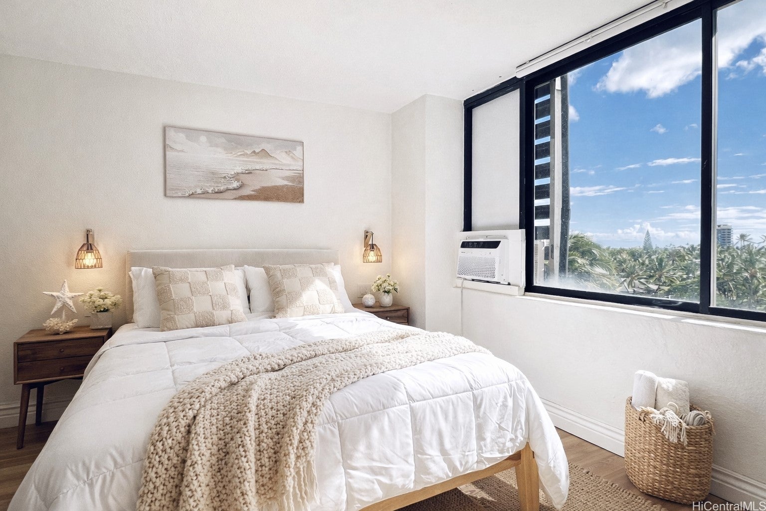 444 Niu Street 904