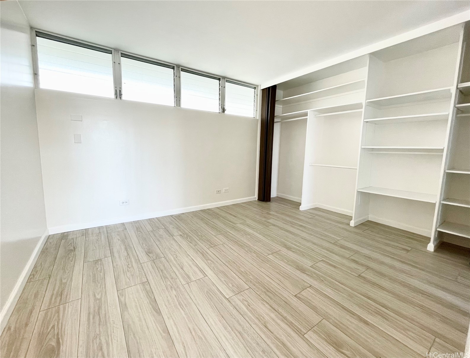 1556 Piikoi Street 506
