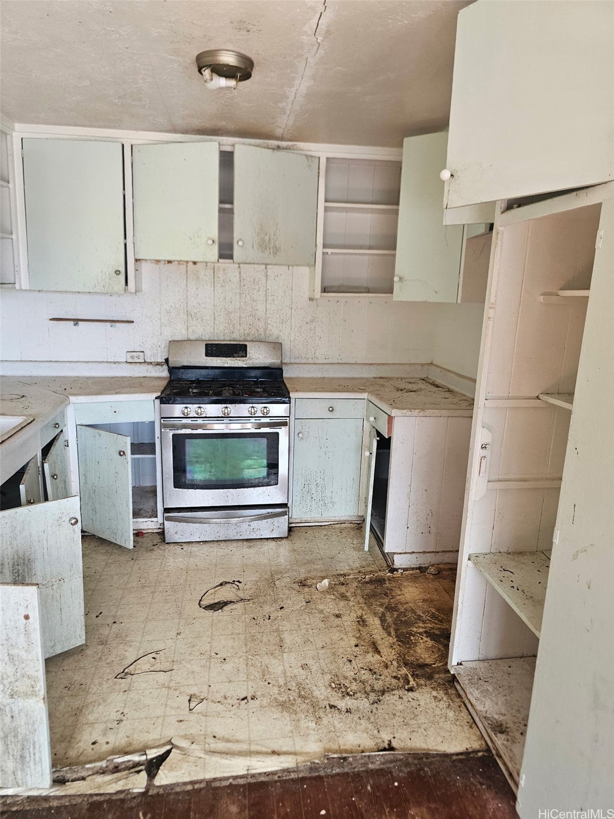 3031 Nihi Street R18
