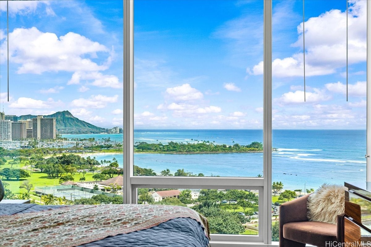 1118 Ala Moana Boulevard 1606